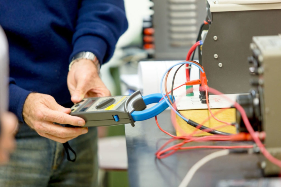 Prefeitura de Mata de São João abre oportunidade para Engenheiro Eletricista