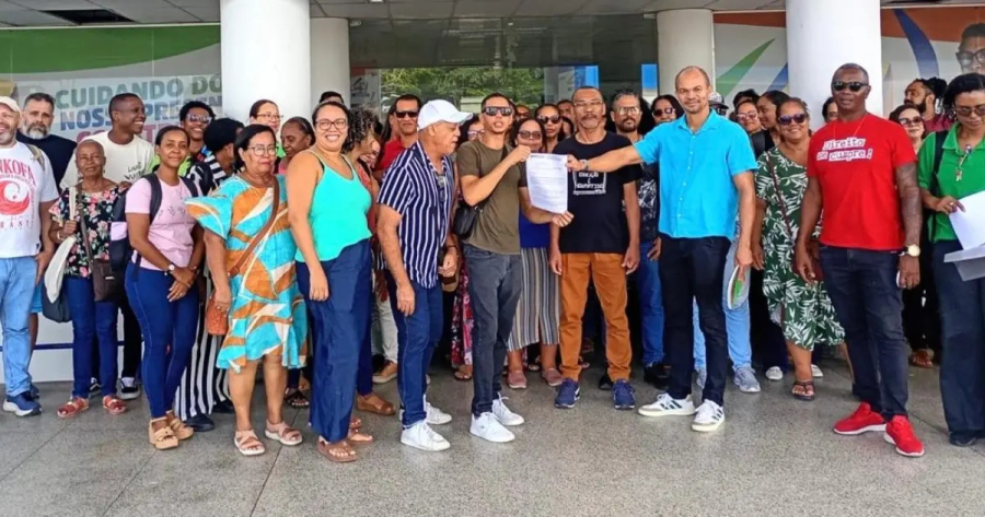 Professores anunciam paralisação por reajuste salarial em Dias d’Ávila