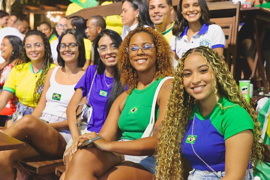 Prefeitura de Mata de São João transmite Brasil x Japão em telões na Sede, Praia do Forte e Imbassaí