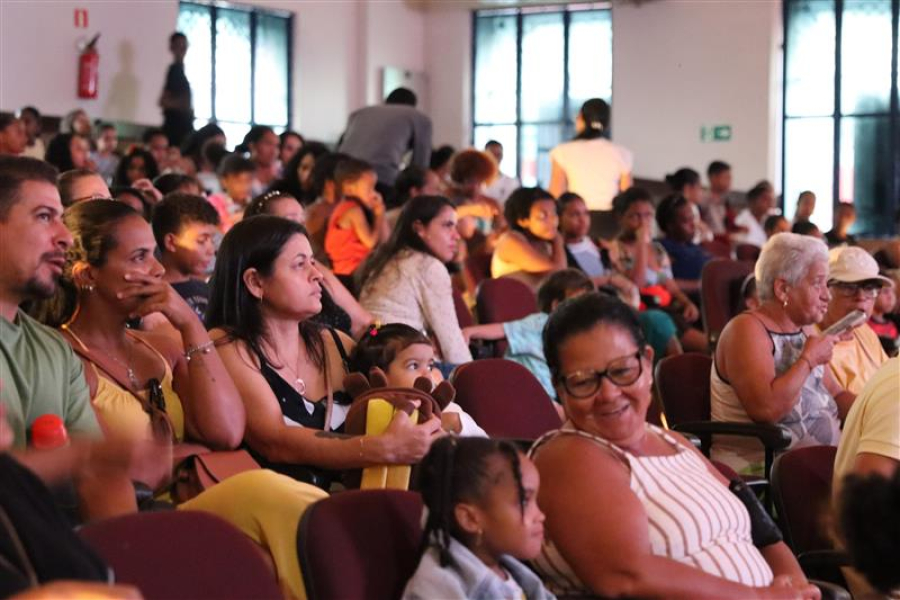 Cine SEMPS leva diversão e cultura à Casa da Cultura com exibição de “Tá Dando Onda