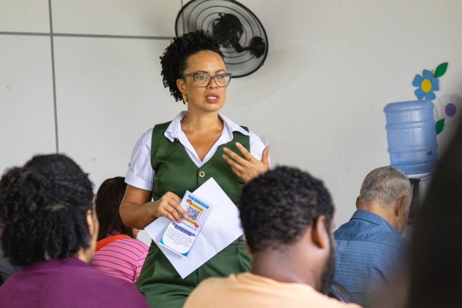 Palestra sobre empregabilidade orienta candidatos no SineBahia de Mata