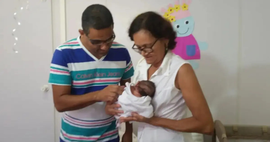 Pediatras do Brasil reivindicam aprovação de lei que concede licença-paternidade de 1 mês