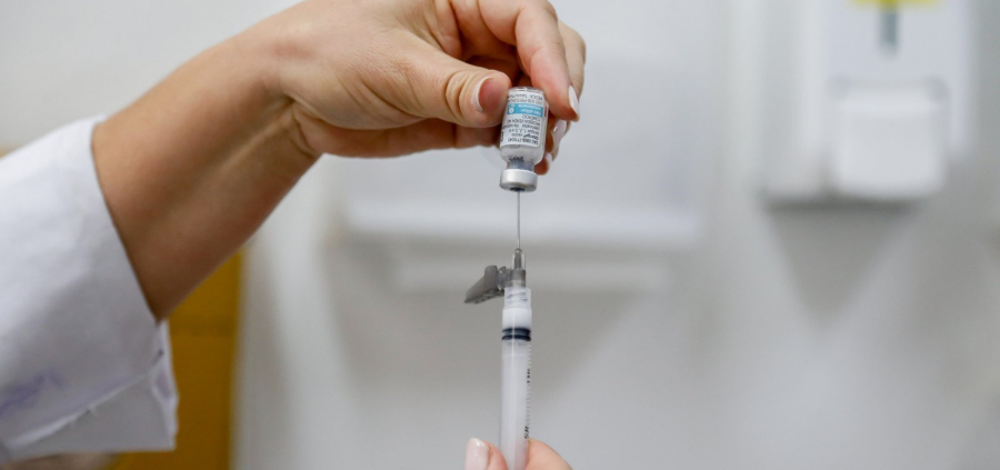 Vacinas da dengue e gripe aviária do Butantan são incluídas em programa de incentivo do governo federal