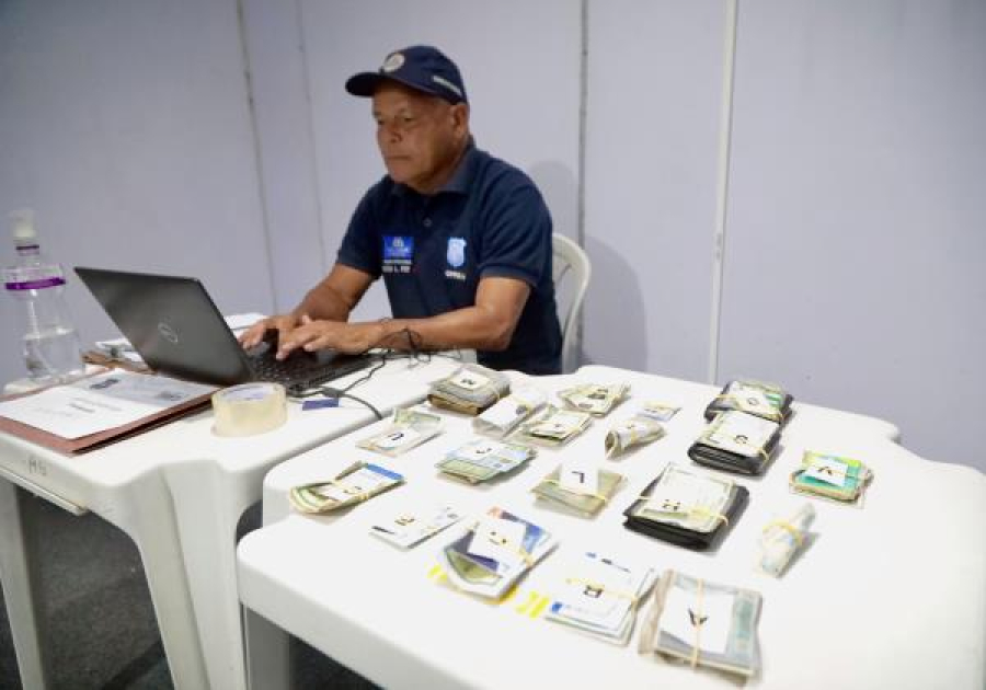 Saiba como recuperar documentos perdidos na folia de Salvador