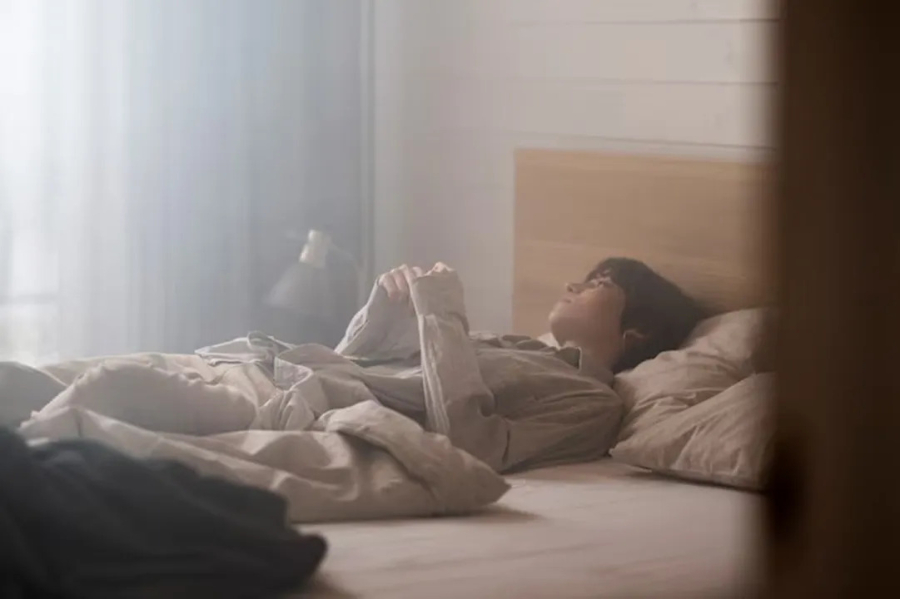 Porta fechada no quarto: o erro que prejudica seu sono