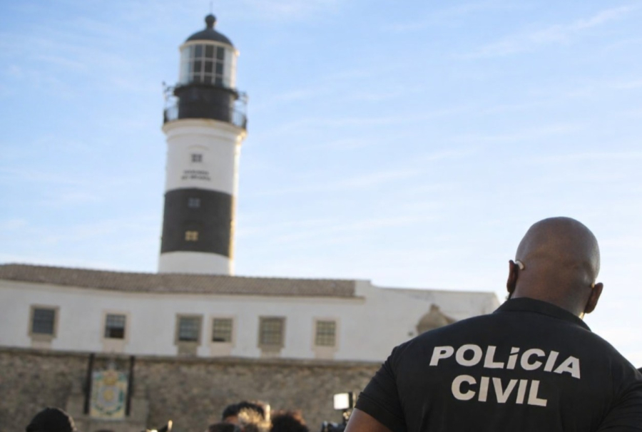 Irmãos investigados por roubo contra turista argentina são presos em Salvador