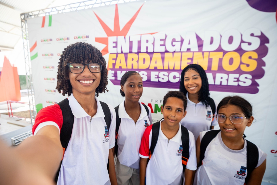 Entrega de uniformes é iniciada na rede municipal e reforça qualidade e igualdade na educação