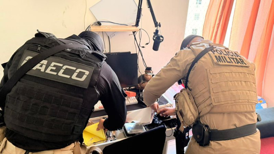 Biometria, registros policiais e mais: Casal é alvo de operação em Salvador por invadir sistemas e vender dados sigilosos