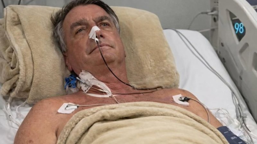 Após duas semanas internado, Jair Bolsonaro deve receber alta nesta sexta-feira