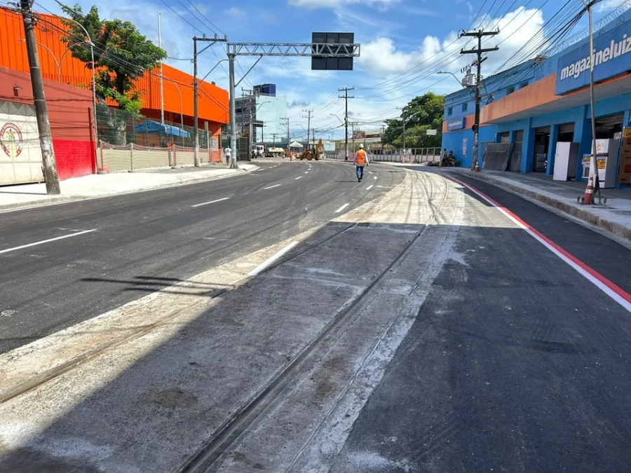 VLT de Salvador vai atravessar pista de veículos; saiba como funciona
