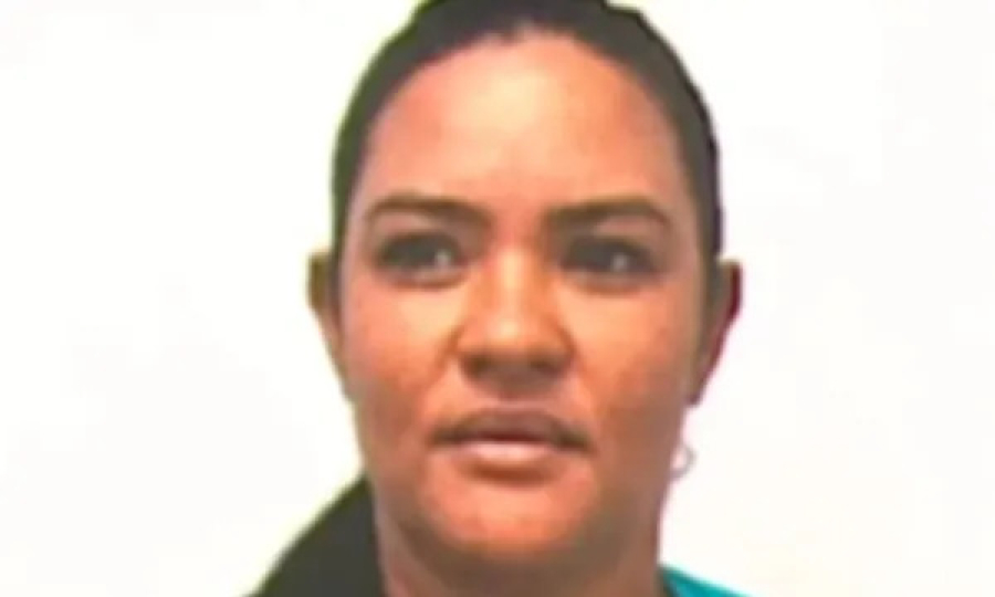 Veja quem é mulher presa com drogas escondidas em vassouras em presídio de Itabuna