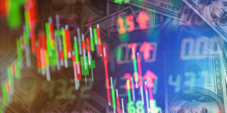 Ibovespa cai e dólar sobe para R$ 4,96 em dia de tensão global