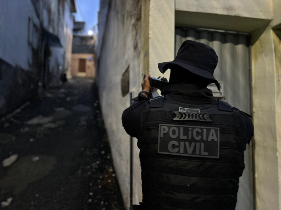 Polícia Civil deflagra operação contra organização criminosa no Complexo do Nordeste de Amaralina