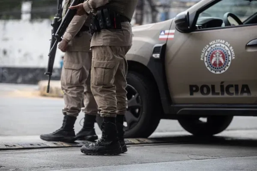 Dois suspeitos morrem após confronto com a PM em Pirajá, em Salvador