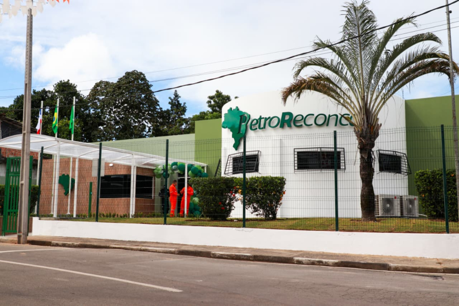 Prefeitura participa da inauguração do novo Centro de Operações da PetroReconcavo em Mata de São João