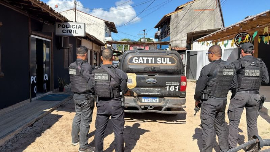 Três suspeitos invetigados por mortes violentas são presos durante cerco em cidade turística da Bahia