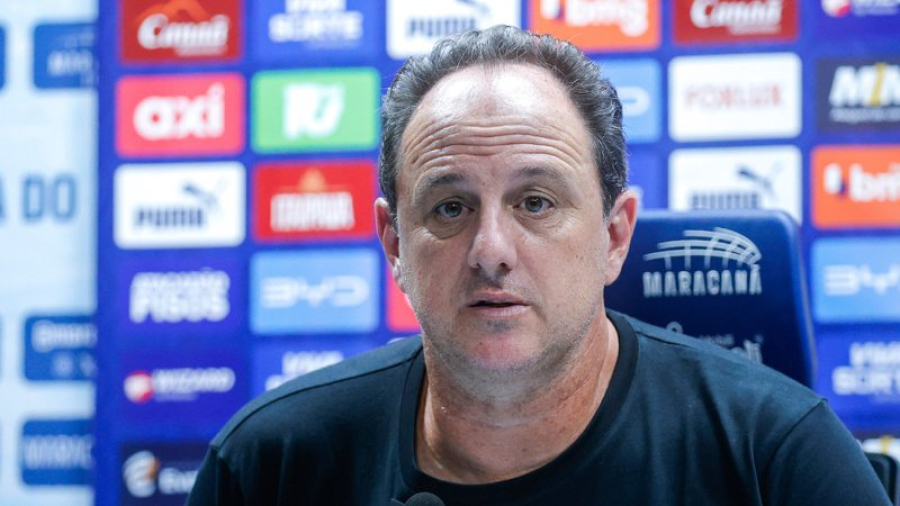 Rogério Ceni critica segundo tempo do Bahia e rasga elogios para zagueiro: 