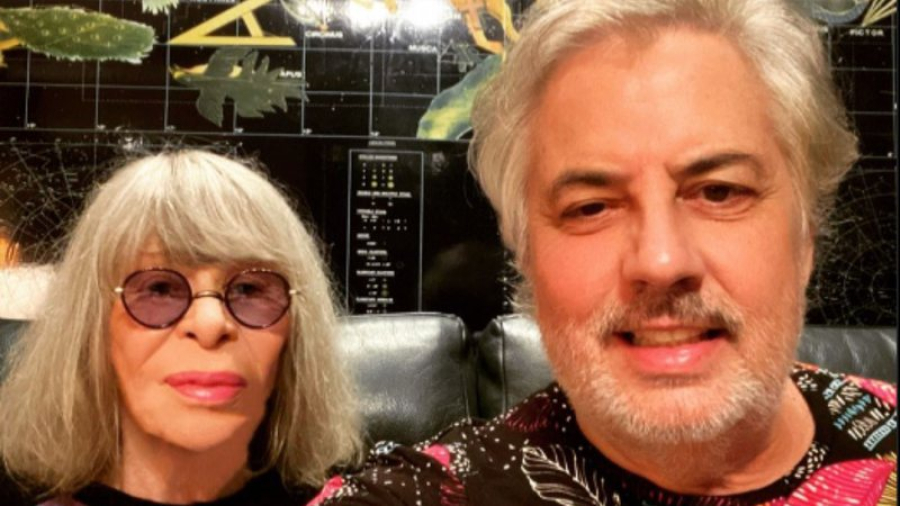 ASSUMIDOS! Viúvo de Rita Lee engata romance com ex-mulher de ex-presidente da República