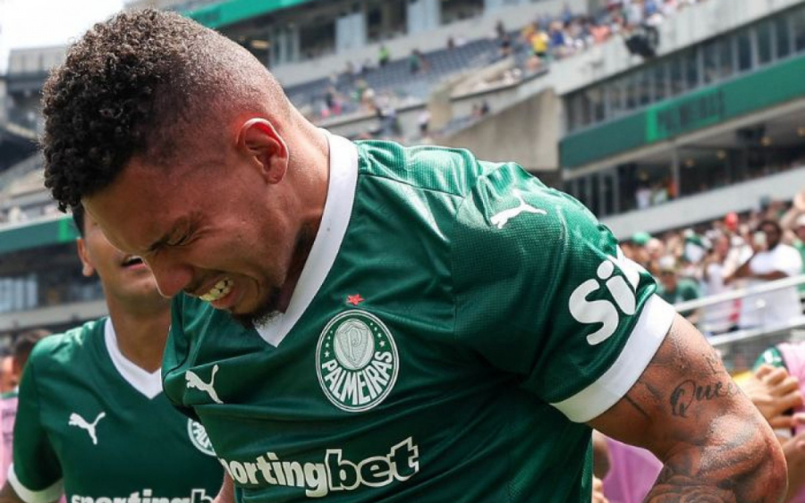Paulinho sofre nova lesão e desfalca o Palmeiras por mais um mês