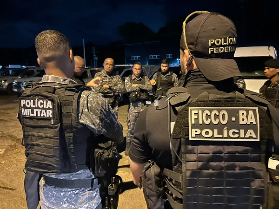 Tráfico de armas na Bahia é alvo de operação em três cidades do Litoral Norte