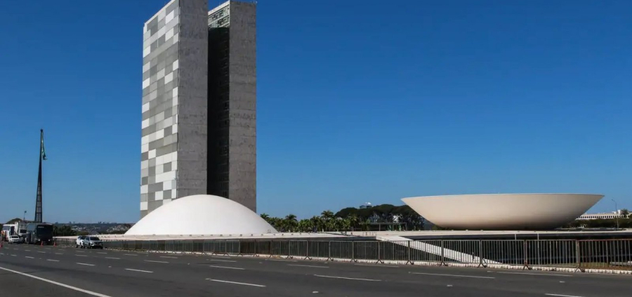Bancada feminina no Congresso será a maior da história a partir de 2027